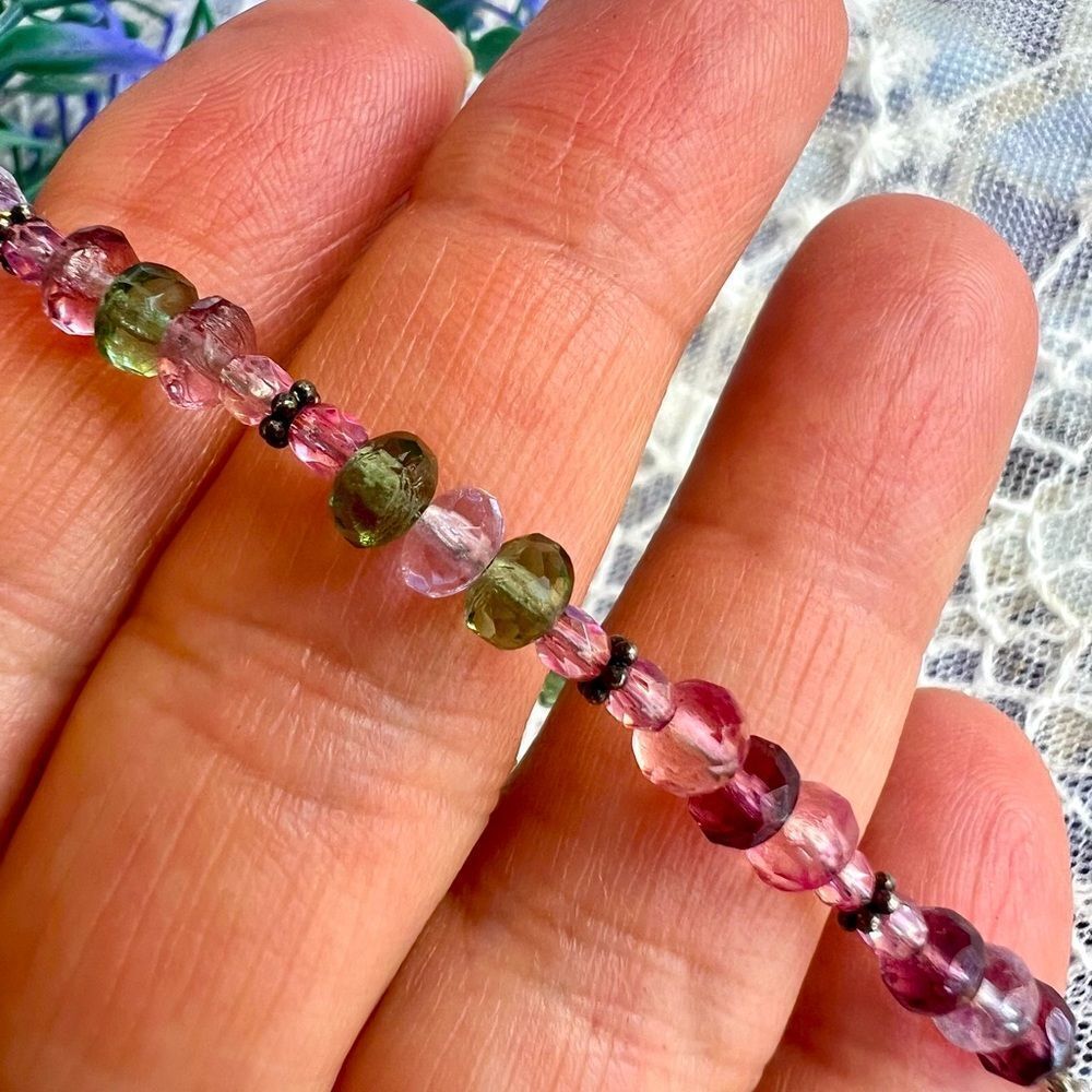 Dainty Vintage Gemstone Bracelet 925 - Picture 4 of 11